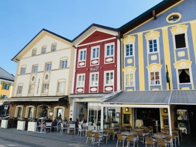 Colourful buildings (blue, yellow, red and cream) in the centre of Mondsee.  We stopped here on our Sound of Music tour